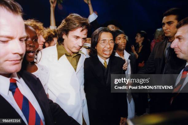 Kenzo fête ses 30 ans de Mode en compagnie de Jean-Michel Jarre à Paris le 7 octobre 1999, France.