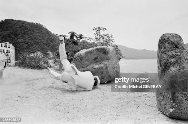 Jean-Paul Belmondo lors du tournage du film 'Le Magnifique' réalisé par Philippe de Broca au Mexique, en mai 1973.