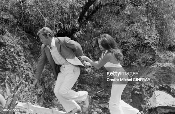 Jean-Paul Belmondo et Jacqueline Bisset lors du tournage du film 'Le Magnifique' réalisé par Philippe de Broca au Mexique, en mai 1973.