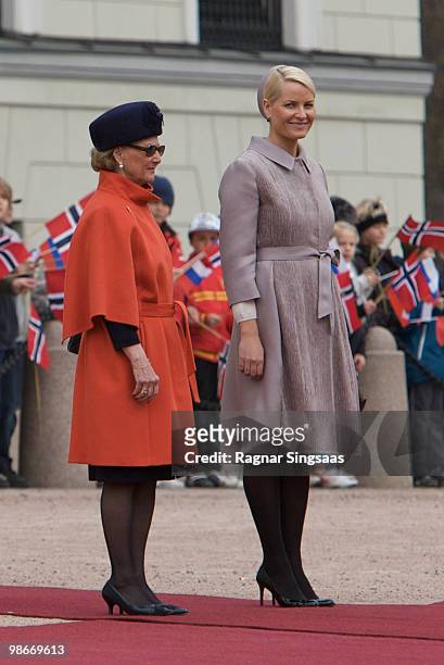 Queen Sonja of Norway and Crown Princess Mette-Marit of Norway arrive at Palace Square on April 26, 2010 in Oslo, Norway. Medvedev is in Norway for a...