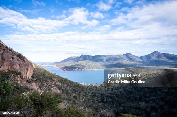 freycinet lagoon - freycinet stock-fotos und bilder