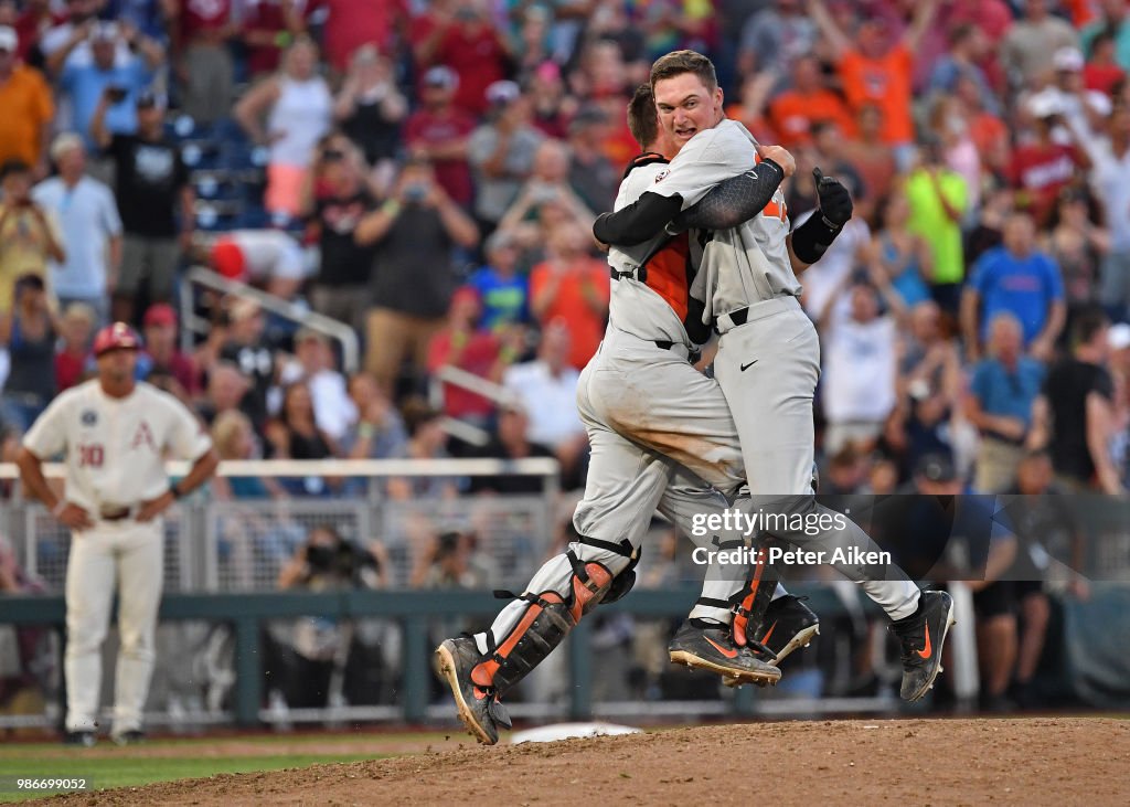 College World Series - Arkansas v Oregon State - Game Three