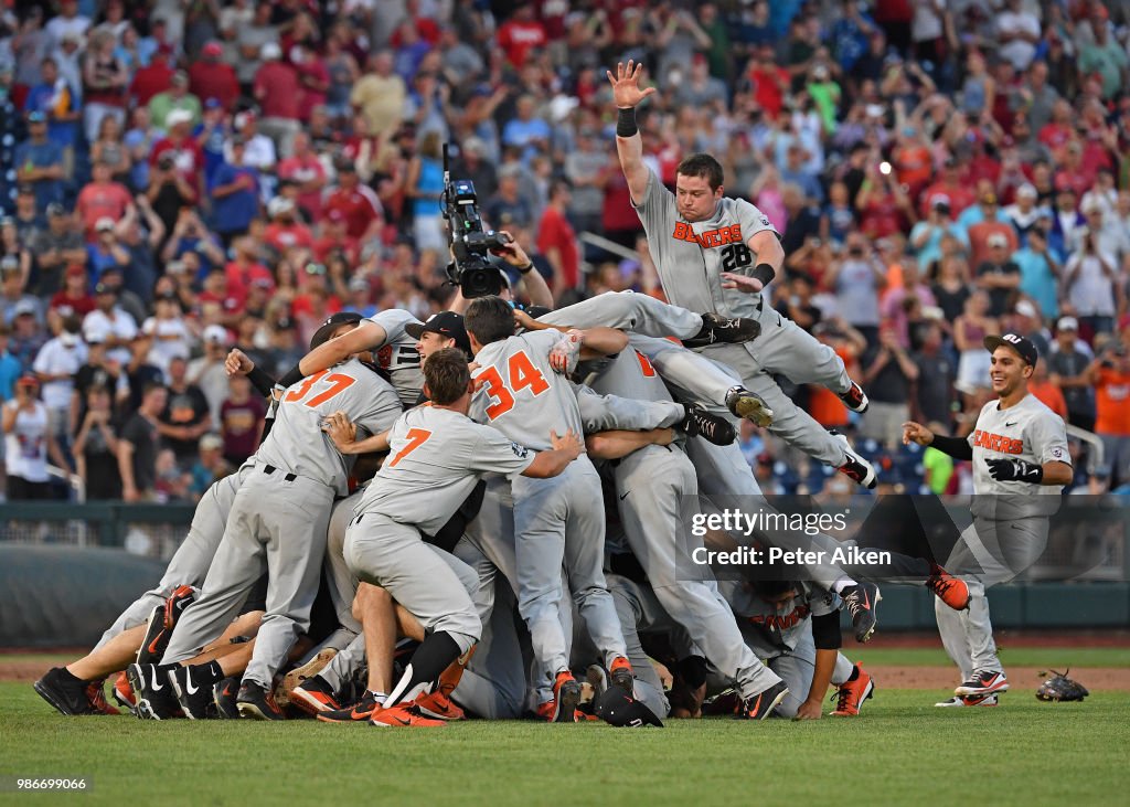 College World Series - Arkansas v Oregon State - Game Three