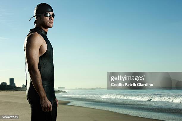 openwater swimmer - giardino stock pictures, royalty-free photos & images