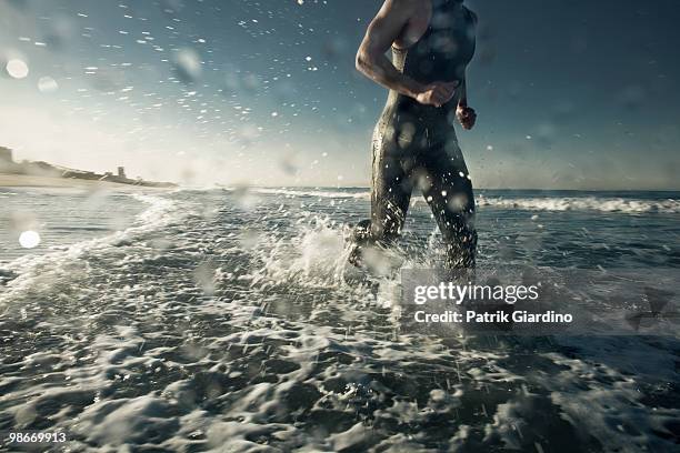 openwater swimmer - giardino stock pictures, royalty-free photos & images