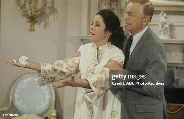 False Spring" - Aired on January 19, 1971. DANA WYNTER;ROBERT YOUNG