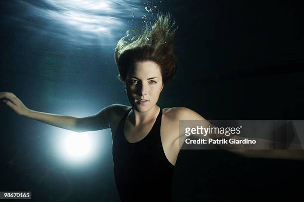 swimmer - aquatic stock-fotos und bilder