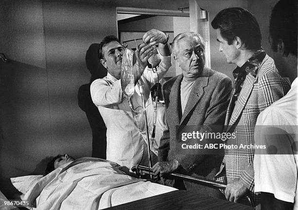 The Strange Behavior of Paul Kelland" - Aired on November 4, 1975. DENISE NICHOLAS;ROBERT YOUNG;JAMES BROLIN