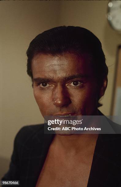 The Passing of Torches" - Aired on January 26, 1971. PETE DUEL