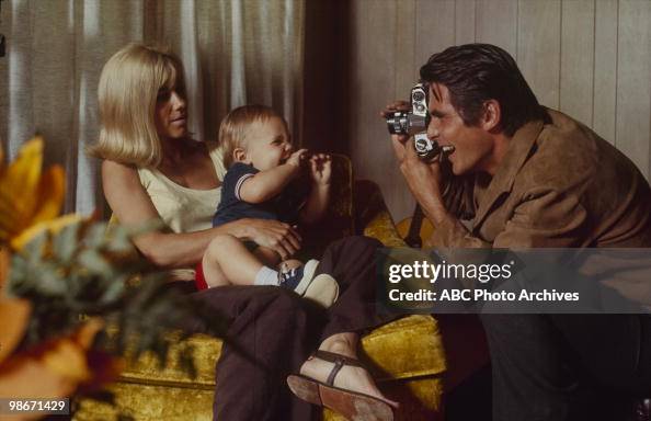 JANE CAMERON AGEE;JOSH BROLIN;JAMES BROLIN JANE CAMERON AGEE;JOSH BROLIN;JAMES BROLIN
