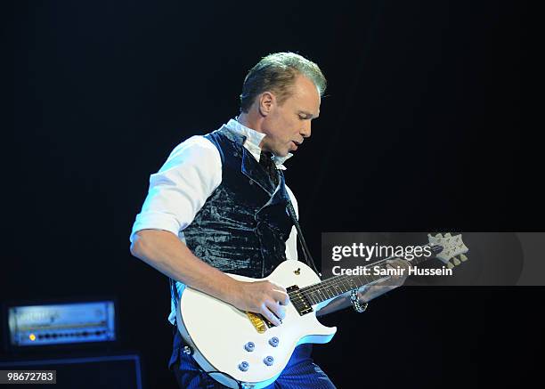 Gary Kemp of Spandau Ballet performs as part of their comeback tour at the O2 Arena on October 20, 2009 in London, England.