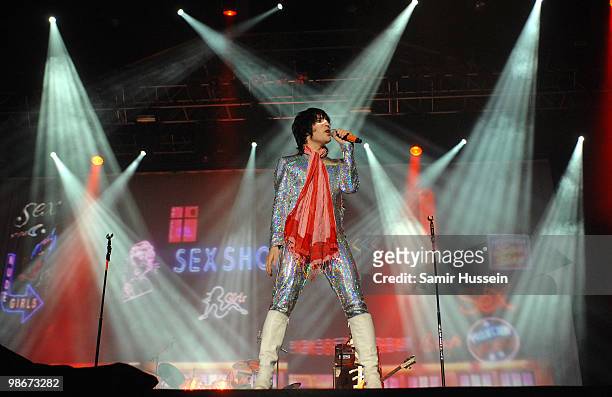 Noel Fielding of The Mighty Boosh performs with the Mighty Boosh band at The Mighty Boosh Festival at The Hop Farm on July 5, 2008 in Paddock Wood,...