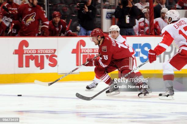 Matthew Lombardi of the Phoenix Coyotes skates the puck through the Detroit Red Wings defense in Game Five of the Western Conference Quarterfinals...