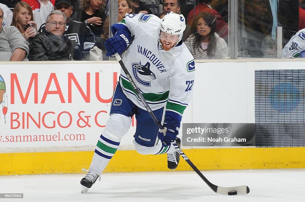 Vancouver Canucks v Los Angeles Kings - Game Four