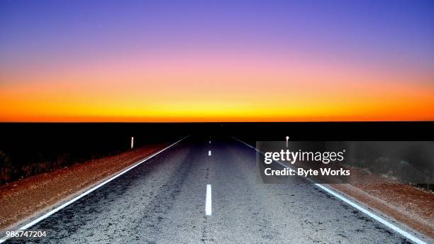 nullarbor - the treeless plain - nullarbor plain stock pictures, royalty-free photos & images