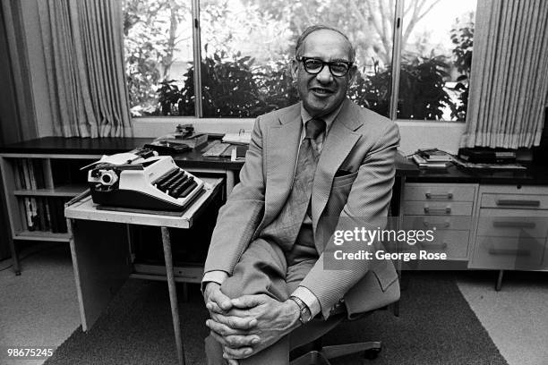 Economy Professor Peter Drucker, a Presidential Medal of Freedom winner, poses at his desk in this 1975 Claremont, California, photo taken in his...