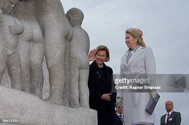 Svetlana Medvedeva , wife of Russian president Dmitry Medvedev, and Queen Sonja of Norway visit the Vigeland Sculpture Park on April 26, 2010 in...