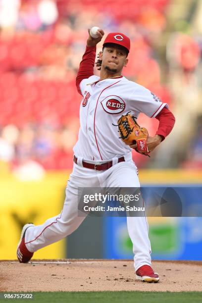 Luis Castillo of the Cincinnati Reds pitches against the Chicago Cubs at Great American Ball Park on June 22, 2018 in Cincinnati, Ohio.