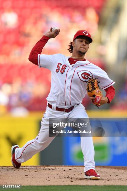 Luis Castillo of the Cincinnati Reds pitches against the Chicago Cubs at Great American Ball Park on June 22, 2018 in Cincinnati, Ohio.