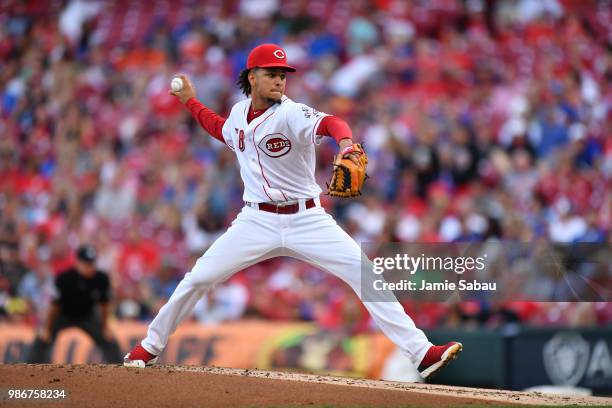 Luis Castillo of the Cincinnati Reds pitches against the Chicago Cubs at Great American Ball Park on June 22, 2018 in Cincinnati, Ohio.