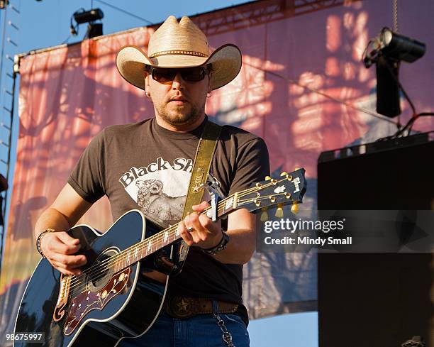 Jason Aldean performs at The 2010 Stagecoach Music Festival at The Empire Polo Club on April 25, 2010 in Indio, California.