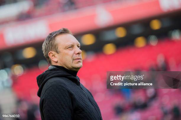 Hanover's coach Andre Breitenreiter enters the stadium prior to the German Bundesliga soccer match between 1. FC Cologne and Hanover 96 in the...