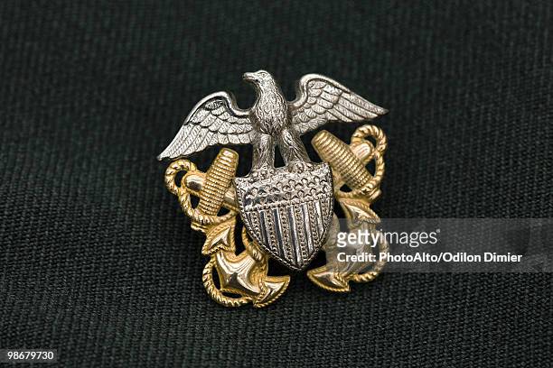 united states navy brooch - spilla foto e immagini stock