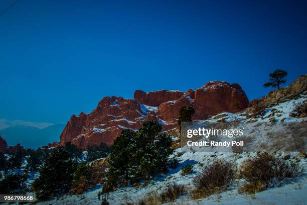 winter at the garden of the gods - winter garden stock pictures, royalty-free photos & images