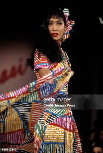 Anna Bayle models at New York Fashion Week circa 1992 in New York.