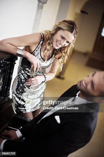 party time - sektempfang stock-fotos und bilder