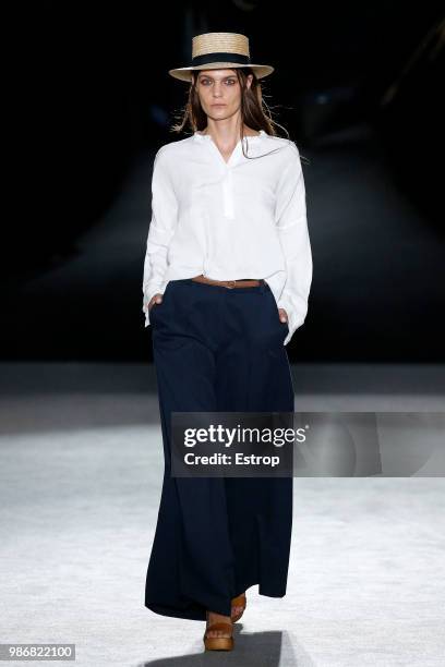 Marina Perez walks the runway at the Antonio Miro show during the Barcelona 080 Fashion Week on June 27, 2018 in Barcelona, Spain.