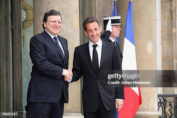 French President Nicolas Sarkozy welcomes European Commission President Jose Manuel Barroso prior to a working lunch on April 26, 2010 at the Elysee...