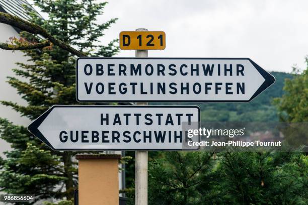 perplexing village names in alsace, eastern france - cultura europea occidentale foto e immagini stock