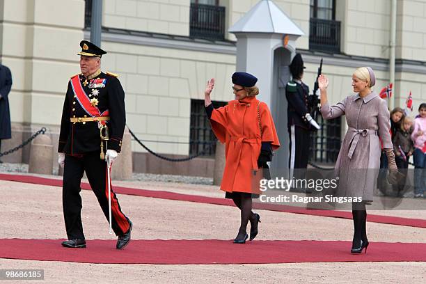 King Harald V of Norway, Queen Sonja of Norway and Crown Princess Mette-Marit of Norway arrive at Palace Square on April 26, 2010 in Oslo, Norway....