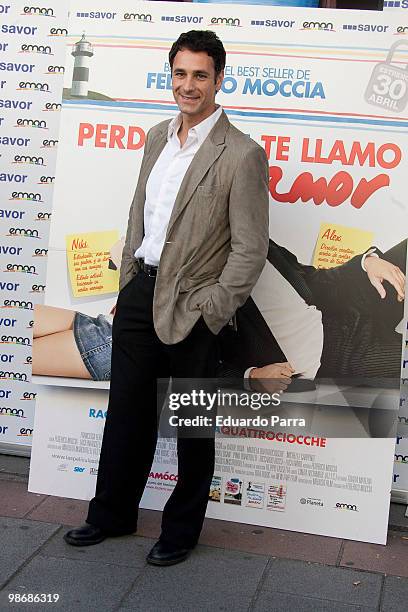 Raoul Bova attends a press conference for "Perdona si te llamo amor" at Verdi cinema on April 26, 2010 in Madrid, Spain.