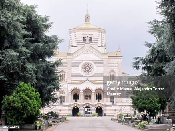 cimitero monumentale - cimitero stock pictures, royalty-free photos & images