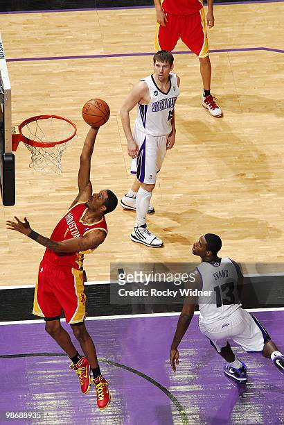 Trevor Ariza of the Houston Rockets goes to the hoop during the game against the Sacramento Kings at Arco Arena on April 12, 2010 in Sacramento,...