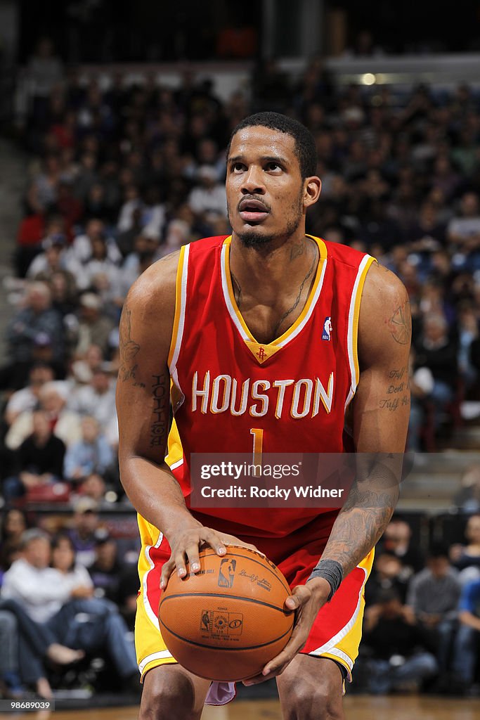 Houston Rockets v Sacramento Kings