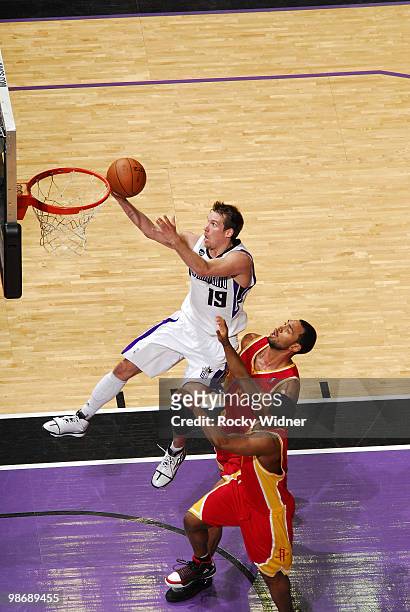 Beno Udrih of the Sacramento Kings drives to the hoop during the game against the Houston Rockets at Arco Arena on April 12, 2010 in Sacramento,...
