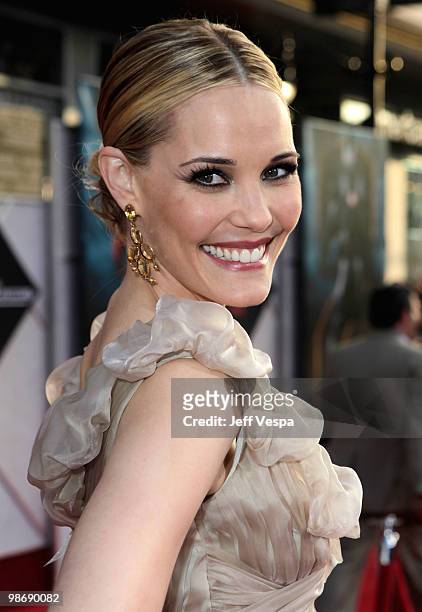 Actress Leslie Bibb arrives at the "Iron Man 2" World Premiere at El Capitan Theatre on April 26, 2010 in Hollywood, California.