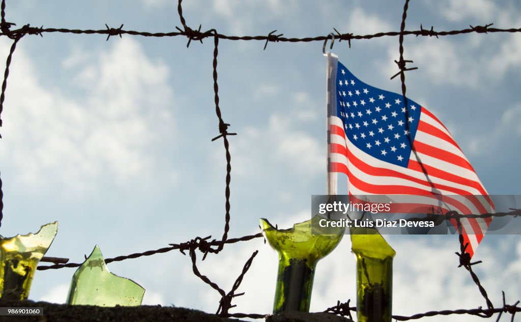 The wall border separating United States