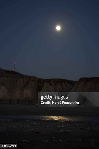 lever de lune - lune - fotografias e filmes do acervo