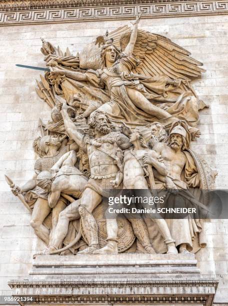 france, ile de france, paris, 8th district, the marseillaise, high-relief on the arc de triomphe - altorrelieve fotografías e imágenes de stock