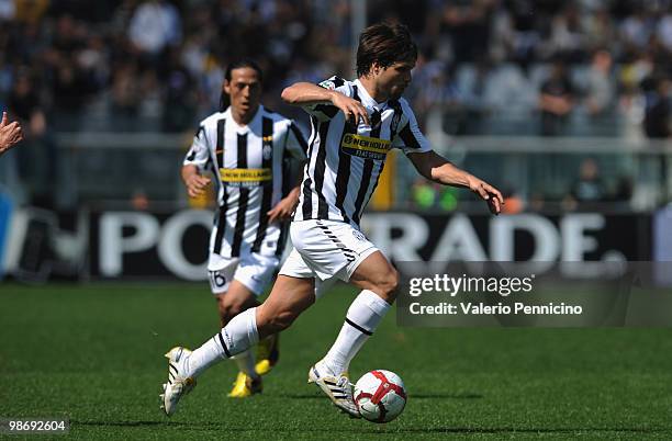 Ribas Da Cunha Diego of Juventus FC in action during the Serie A match between Juventus FC and AS Bari at Stadio Olimpico on April 25, 2010 in Turin,...