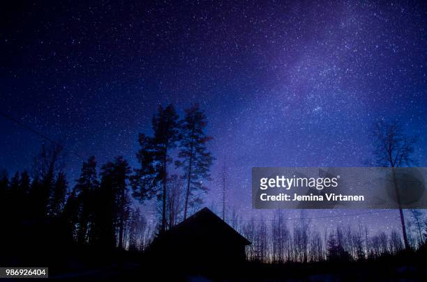 the starry sky - virtanen imagens e fotografias de stock