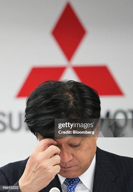 Osamu Masuko, president of Mitsubishi Motors Corp., pauses during a news conference in Tokyo, Japan, on Tuesday, April 27, 2010. Mitsubishi Motors...