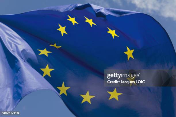 close-up on the eu flag. - europaflagge stock-fotos und bilder