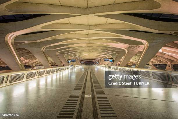 gare tgv st ex - gare stock pictures, royalty-free photos & images