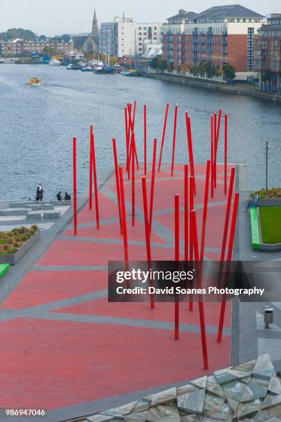 grand canal square in dublin city, ireland - david soanes stock pictures, royalty-free photos & images