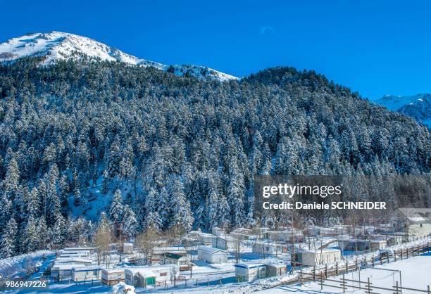 france, hautes pyrenees, campan valley, mobile-home under the snow - hautes pyrenees stock pictures, royalty-free photos & images